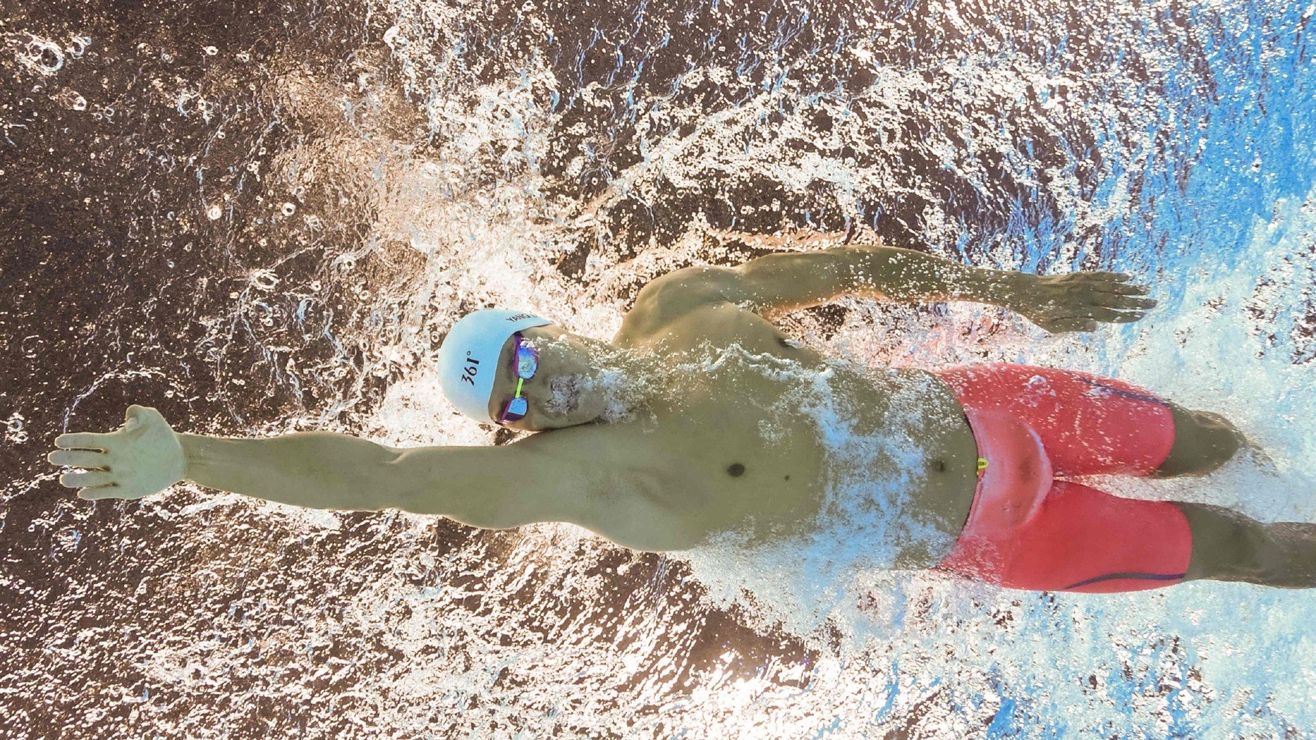 混合泳比赛中立代表队A表现均衡,混合泳联合队