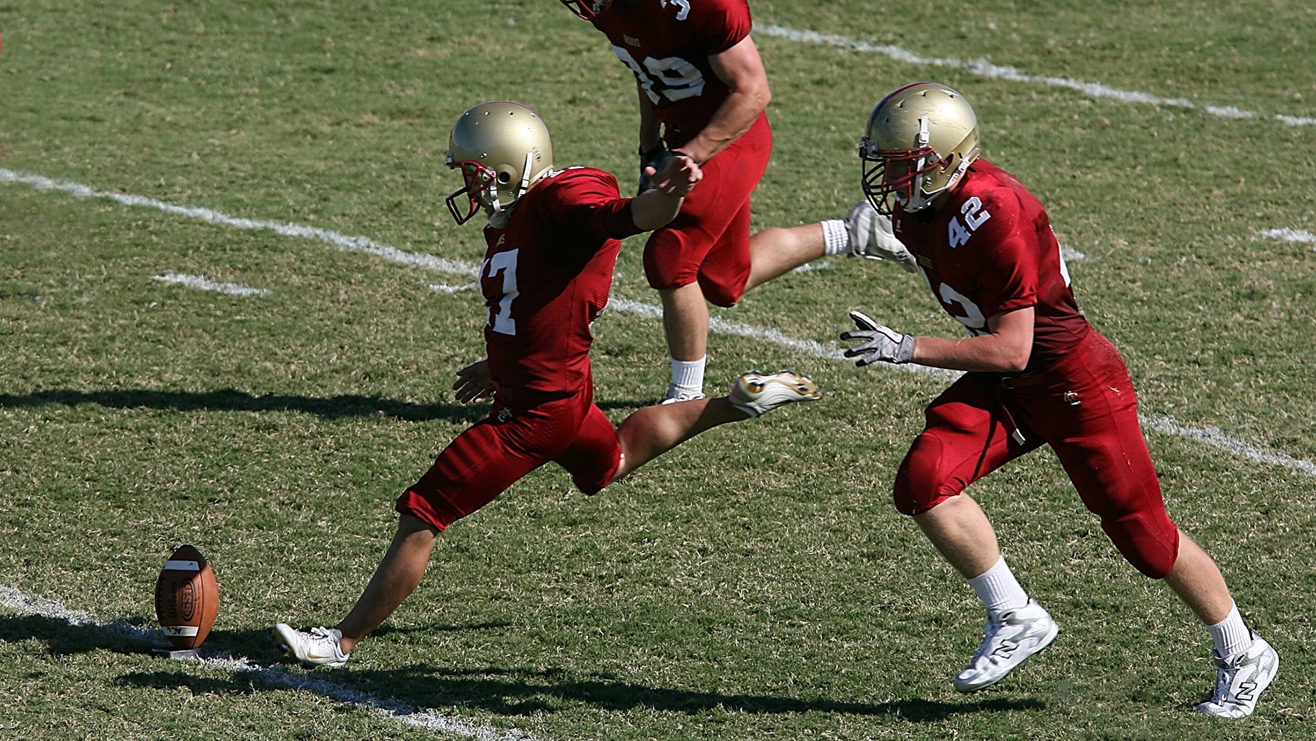 【多角度直播体验】虚拟现实带来沉浸式观赛新玩法，沉浸式虚拟演播室