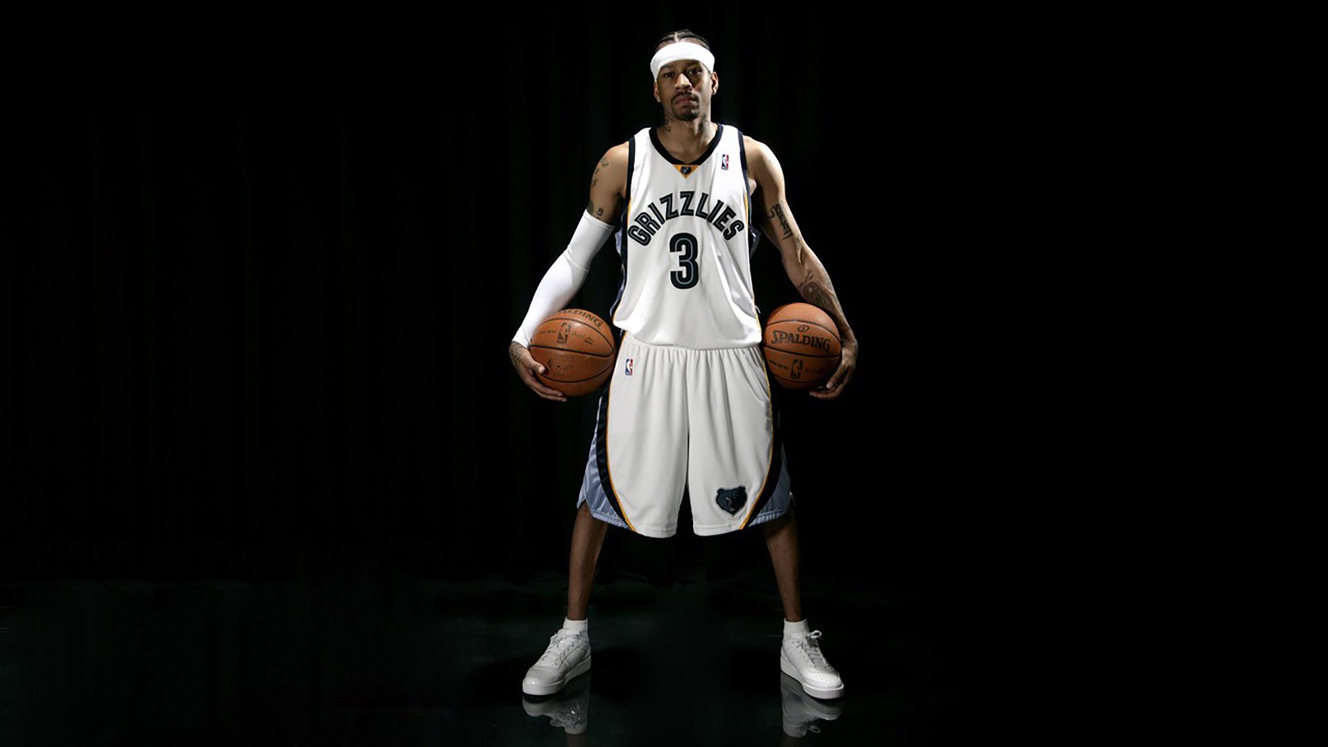 安德烈斯·特米尼奥和埃莉亚·卡纳莱斯在欧洲锦标赛中打破西班牙反曲弓混合团体纪录